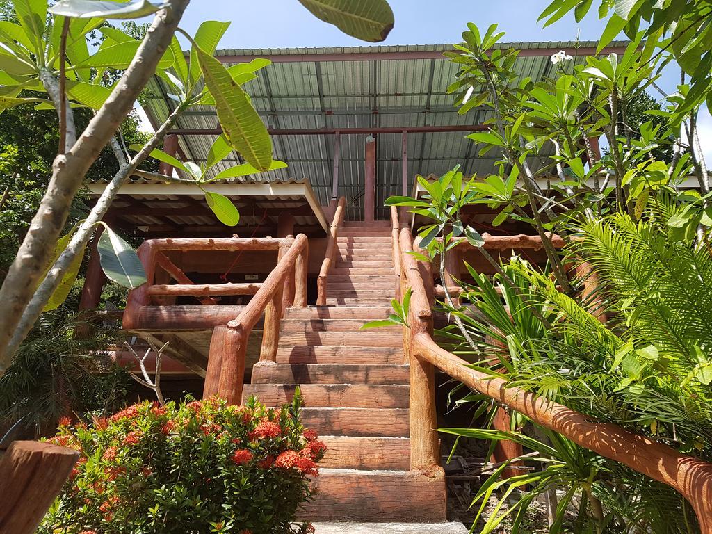 Poseidon Resort Koh Tao Exterior photo